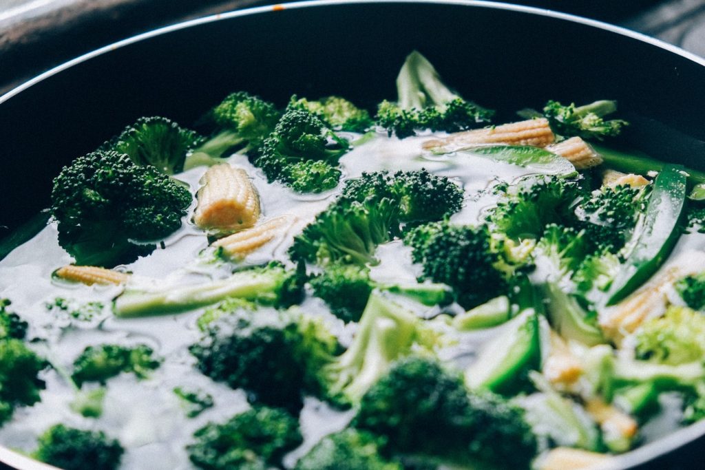Zuppa di grassi con i broccoli