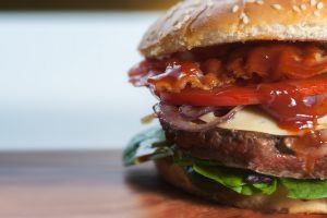 Troppo hamburger, rischio per la salute
