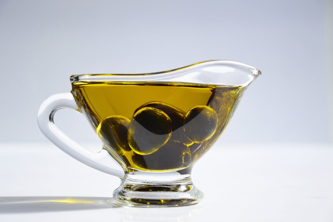 L'olio d'oliva ha molte virtù